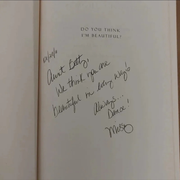 Do You Think IM Beautiful? by Angela Thomas Nonfiction Paperback 2005 Warm Funny - Picture 3 of 4